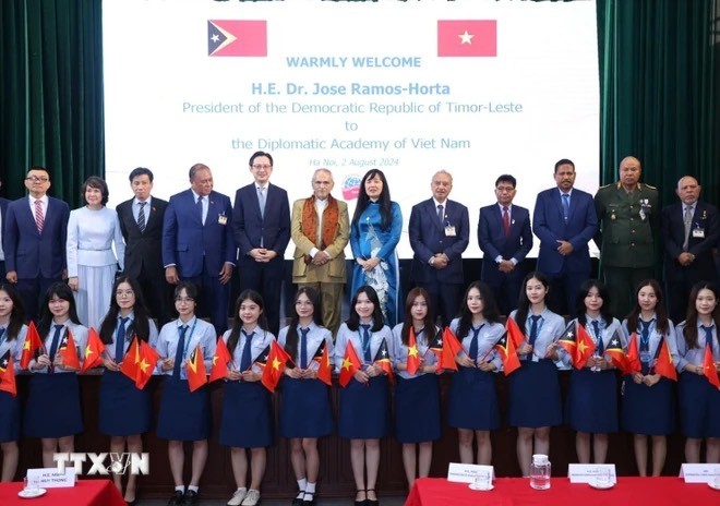 Tổng thống Timor-Leste giao lưu với sinh viên Học viện Ngoại giao Tổng thống Timor-Leste giao lưu với sinh viên Học viện Ngoại giao