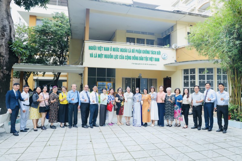 Nguồn dữ liệu người Việt Nam ở nước ngoài: nhằm đảm bảo hơn về quyền lợi cho kiều bào Nguồn dữ liệu người Việt Nam ở nước ngoài: nhằm đảm bảo hơn về quyền lợi cho kiều bào