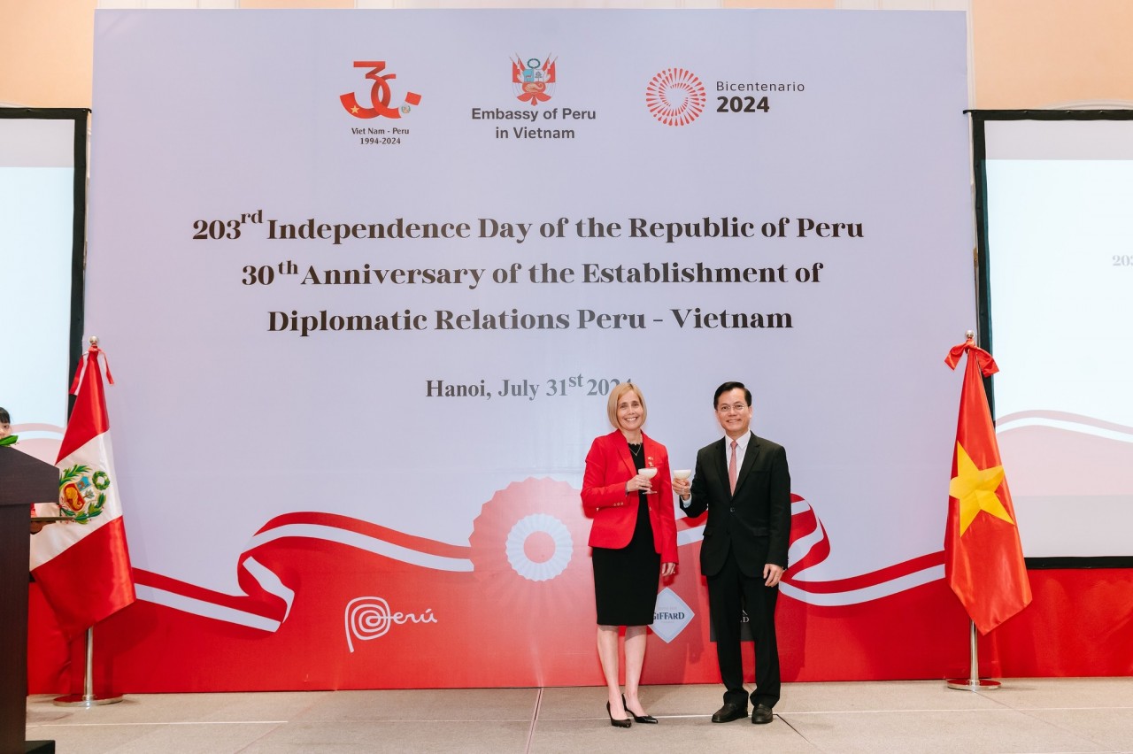 Vietnam - Peru: Friendship, Cooperation Go beyond Geographical Distance Vietnam - Peru: Friendship, Cooperation Go beyond Geographical Distance