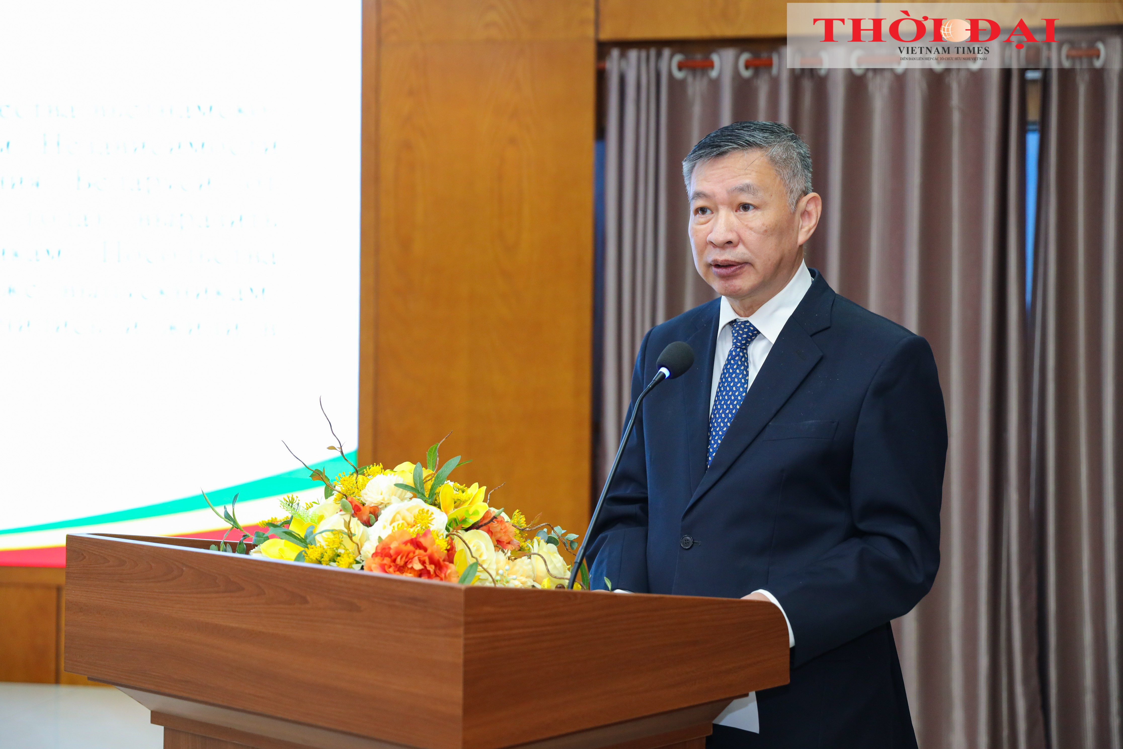Ông Nguyễn Tuấn Phong, Chủ tịch Hội hữu nghị Việt Nam - Belarus phát biểu tại buổi gặp gỡ. (Ảnh: Đinh Hòa) Ông Nguyễn Tuấn Phong, Chủ tịch Hội hữu nghị Việt Nam - Belarus phát biểu tại buổi gặp gỡ. (Ảnh: Đinh Hòa)