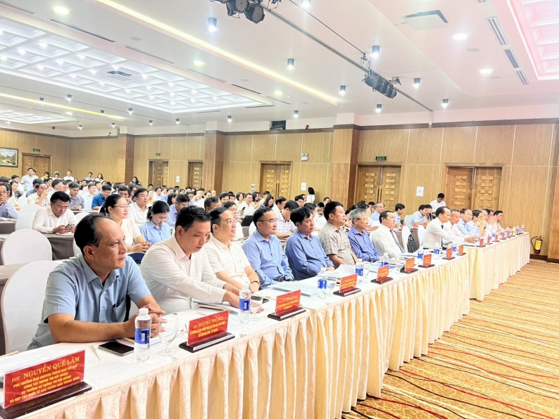 Hội nghị tập huấn công tác thông tin đối ngoại và nhân quyền năm 2024 cho lãnh đạo, cán bộ tại 15 tỉnh, thành phố thuộc khu vực Bắc Trung Bộ, duyên hải Trung Bộ và Tây Nguyên. Hội nghị tập huấn công tác thông tin đối ngoại và nhân quyền năm 2024 cho lãnh đạo, cán bộ tại 15 tỉnh, thành phố thuộc khu vực Bắc Trung Bộ, duyên hải Trung Bộ và Tây Nguyên.