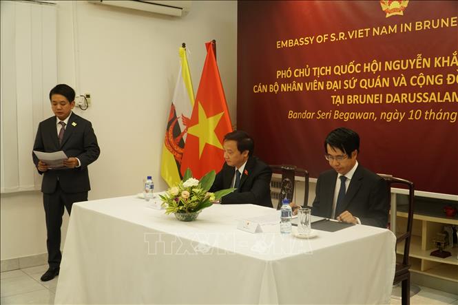 Brunei Darussalam luôn sát cánh cùng Việt Nam trên các chặng đường phát triển Chú thích ảnh