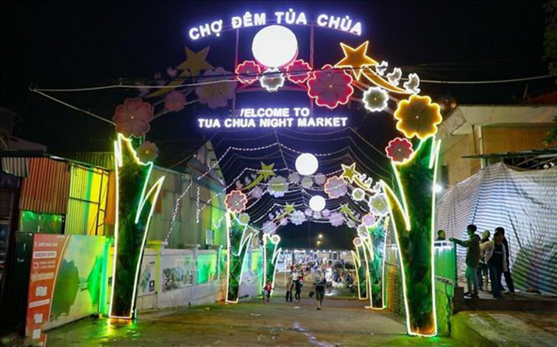 Chợ phiên Tủa Chùa được công nhận là điểm du lịch Chợ phiên Tủa Chùa được công nhận là điểm du lịch