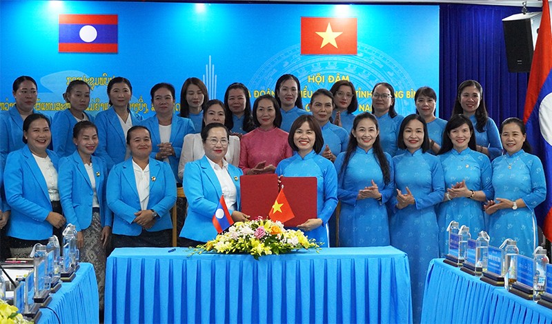 Phụ nữ Quảng Bình - Khammouane (Lào) hợp tác phát triển kinh tế, phòng chống tội phạm Phụ nữ Quảng Bình - Khammouane (Lào) hợp tác phát triển kinh tế, phòng chống tội phạm