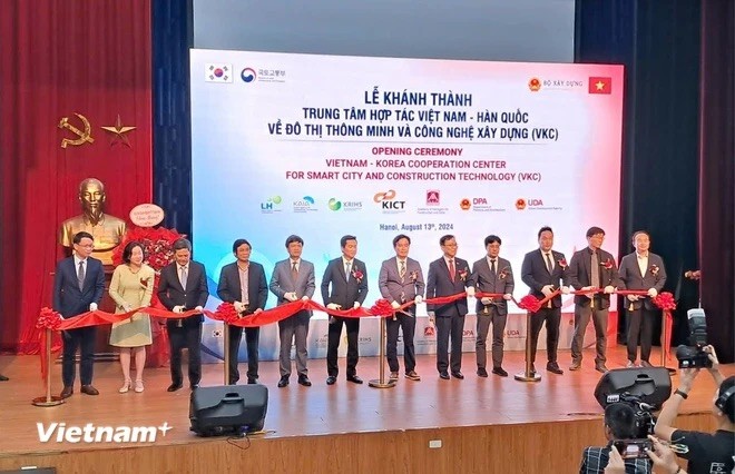 Vietnam, RoK Launch Smart City Center in Hanoi Vietnam, RoK Launch Smart City Center in Hanoi