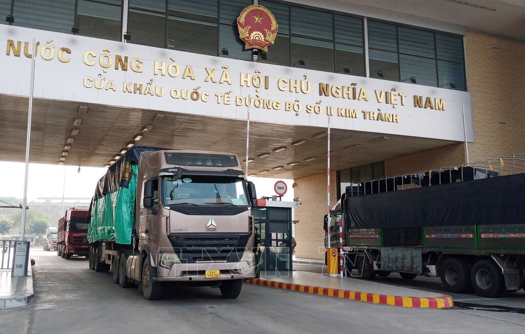 Nỗ lực gìn giữ biên giới đất liền Việt Nam - Trung Quốc hòa bình, hữu nghị, hợp tác và phát triển Nỗ lực gìn giữ biên giới đất liền Việt Nam - Trung Quốc hòa bình, hữu nghị, hợp tác và phát triển