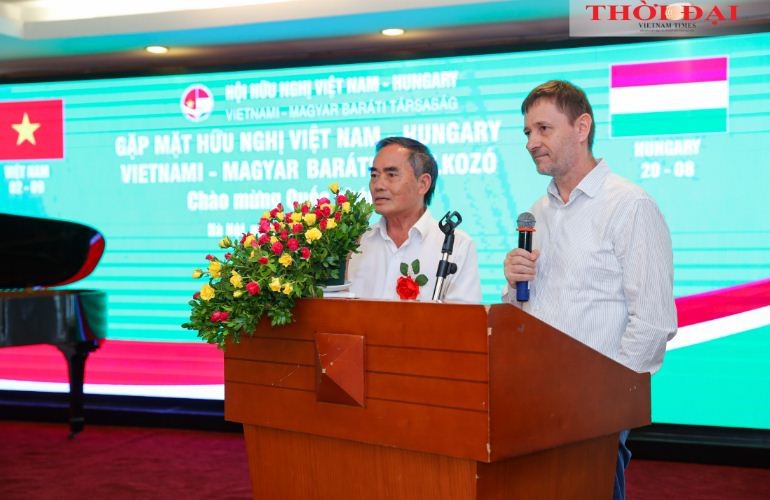 Vietnam - Hungary: Lasting Friendship, Far-reaching Cooperation Vietnam - Hungary: Lasting Friendship, Far-reaching Cooperation