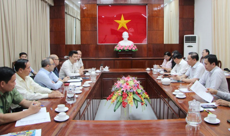 Tập đoàn SUEZ tìm cơ hội đầu tư các dự án cấp nước, xử lý nước thải tại Cần Thơ Tập đoàn SUEZ tìm cơ hội đầu tư các dự án cấp nước, xử lý nước thải tại Cần Thơ