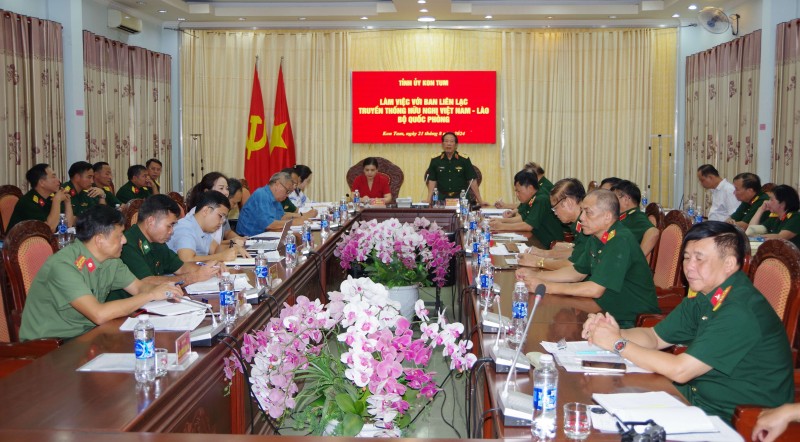 Ban liên lạc truyền thống hữu nghị Việt Nam – Lào làm việc với Thường trực Tỉnh ủy về công tác đối ngoại nhân dân Ban liên lạc truyền thống hữu nghị Việt Nam – Lào làm việc với Thường trực Tỉnh ủy về công tác đối ngoại nhân dân