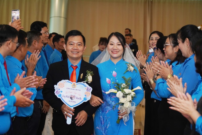 Cần Thơ lần đầu tiên tổ chức lễ cưới tập thể cho đoàn viên, người lao động Cần Thơ lần đầu tiên tổ chức lễ cưới tập thể cho đoàn viên, người lao động