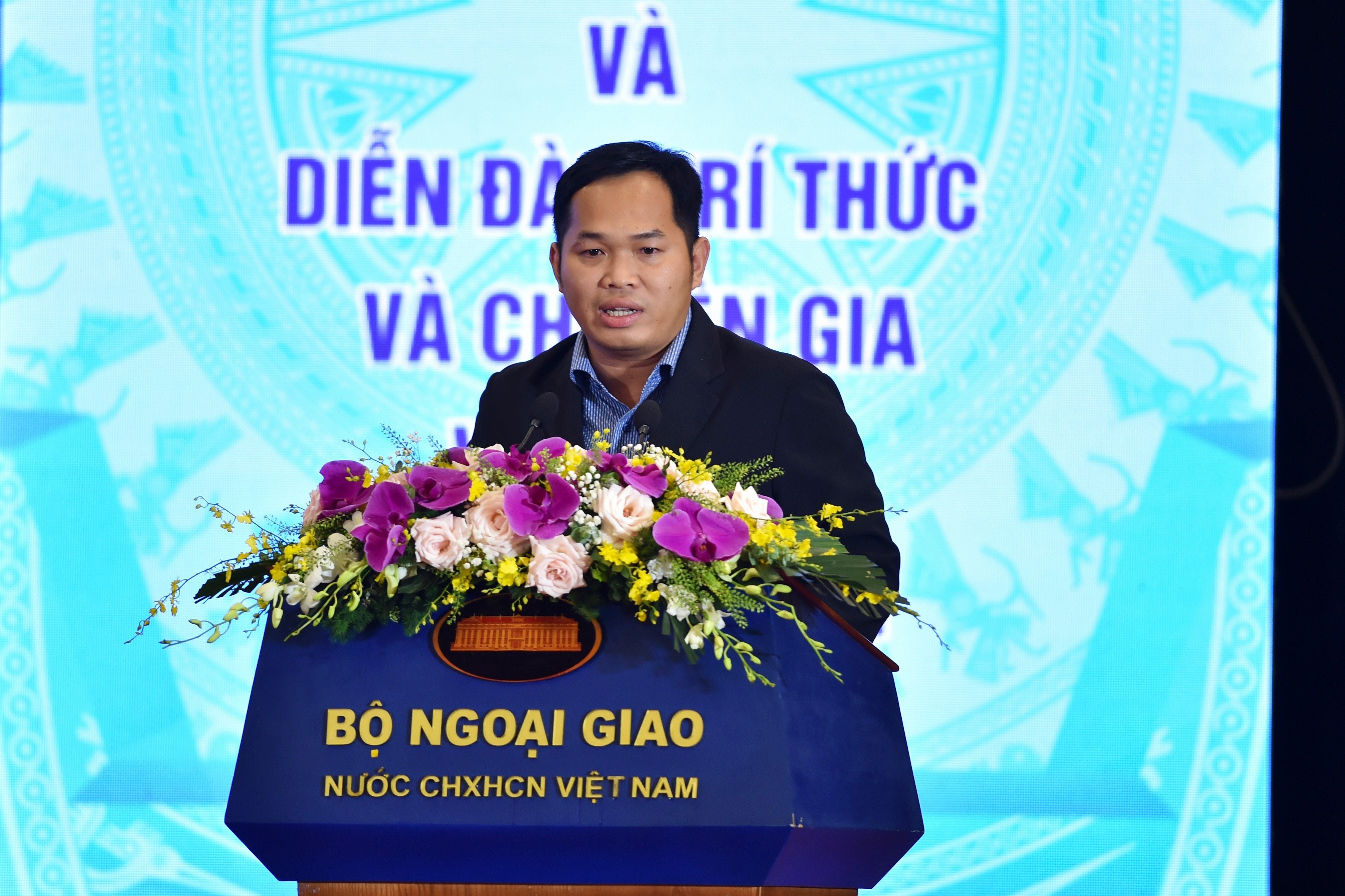 Những kiến nghị về bán dẫn lần đầu tiên được đề cập ở Hội nghị Việt kiều lần thứ 4 Những kiến nghị về bán dẫn lần đầu tiên được đề cập ở Hội nghị Việt kiều lần thứ 4