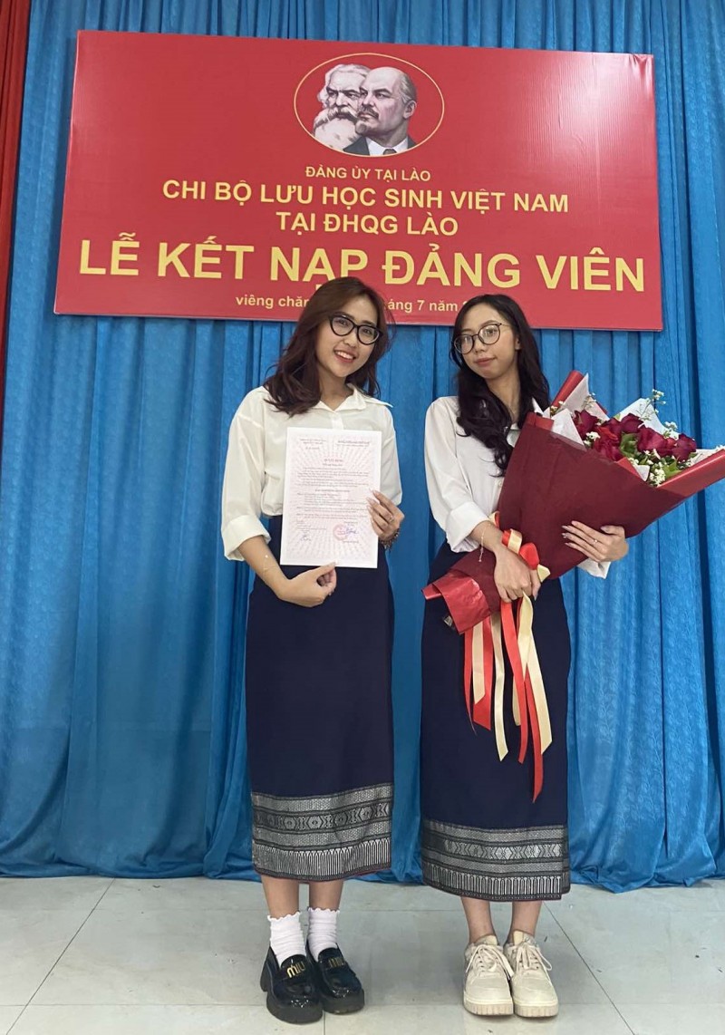 Thời sinh viên hạnh phúc ở Lào Thời sinh viên hạnh phúc ở Lào
