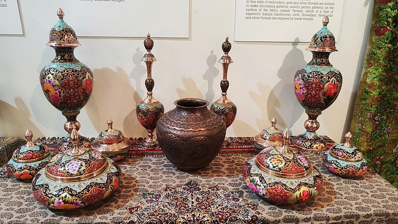 Giới thiệu đặc sắc nghệ thuật truyền thống Iran đến với khán giả Việt Giới thiệu đặc sắc nghệ thuật truyền thống Iran đến với khán giả Việt