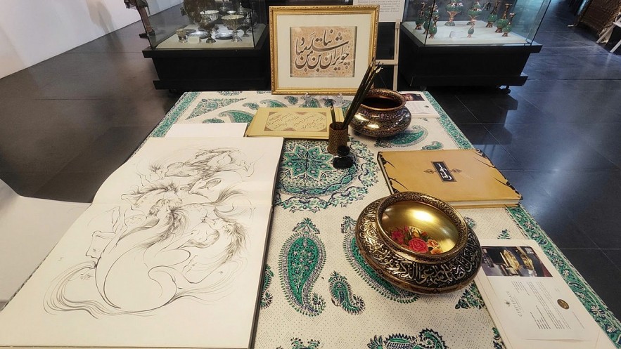 Viet Audiences Introduced to Iranian Traditional Arts Viet Audiences Introduced to Iranian Traditional Arts
