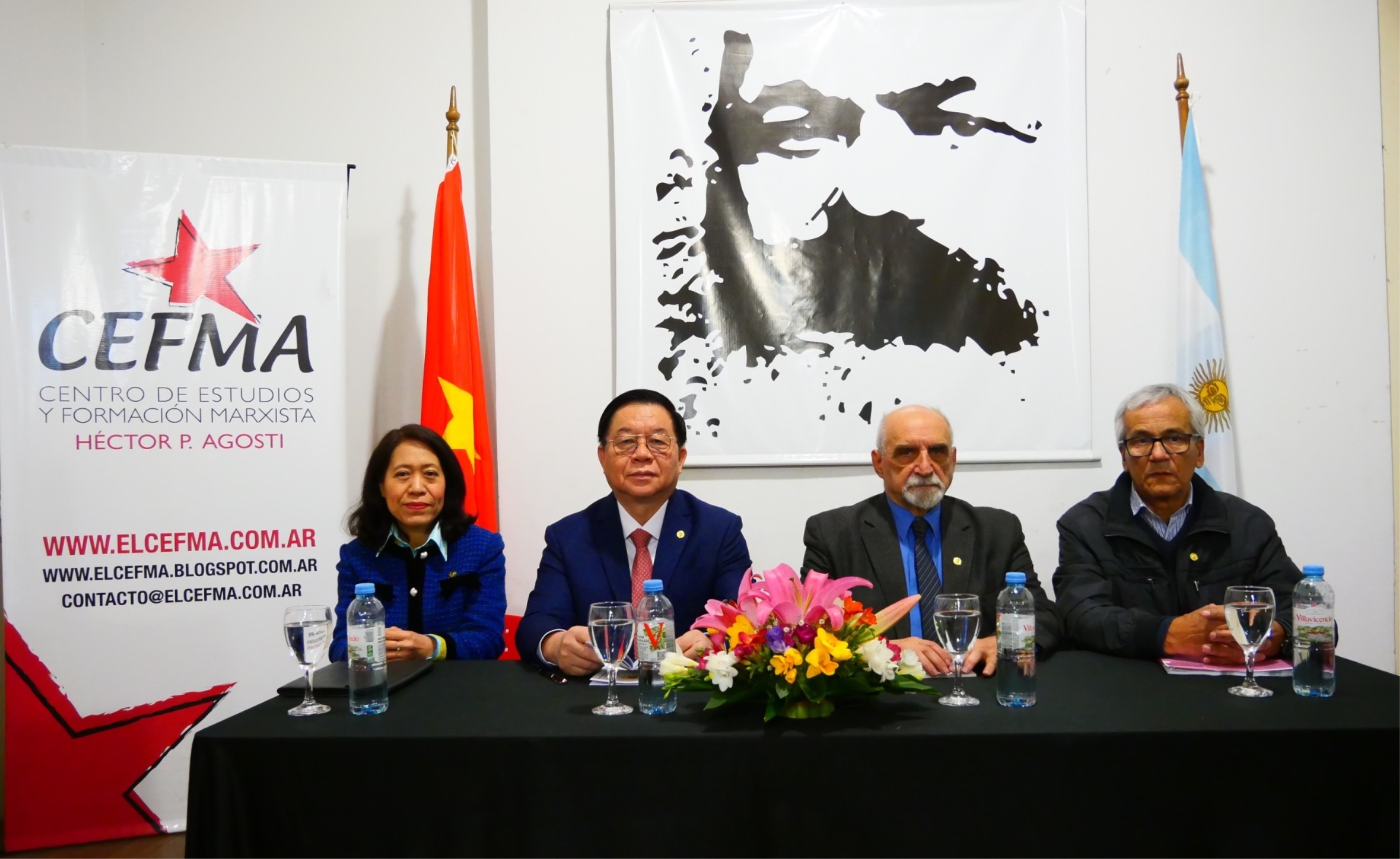 Tăng cường hợp tác Việt Nam - Argentina qua chuyến thăm cấp cao Việt Nam - Argentina: tiếp tục duy trì trao đổi đoàn, tăng cường gặp gỡ, tiếp xúc giữa các cấp, các tổ chức nhân dân