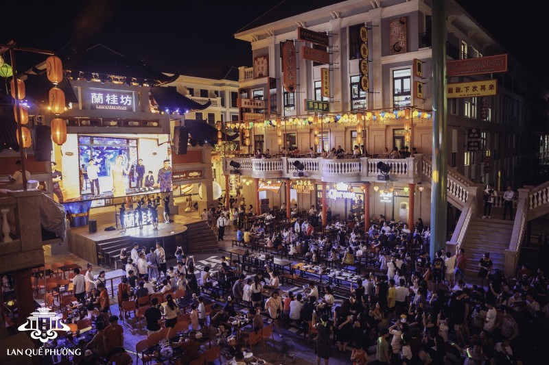 Top 10 lễ hội mùa thu từ Á sang Âu quy tụ tại 8WONDER Moon Festival Top 10 lễ hội mùa thu từ Á sang Âu quy tụ tại 8WONDER Moon Festival