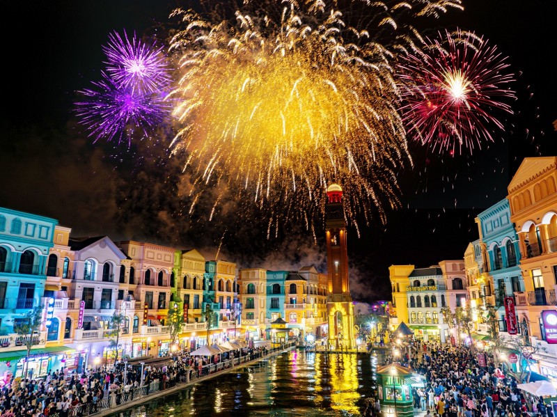 Top 10 lễ hội mùa thu từ Á sang Âu quy tụ tại 8WONDER Moon Festival Top 10 lễ hội mùa thu từ Á sang Âu quy tụ tại 8WONDER Moon Festival