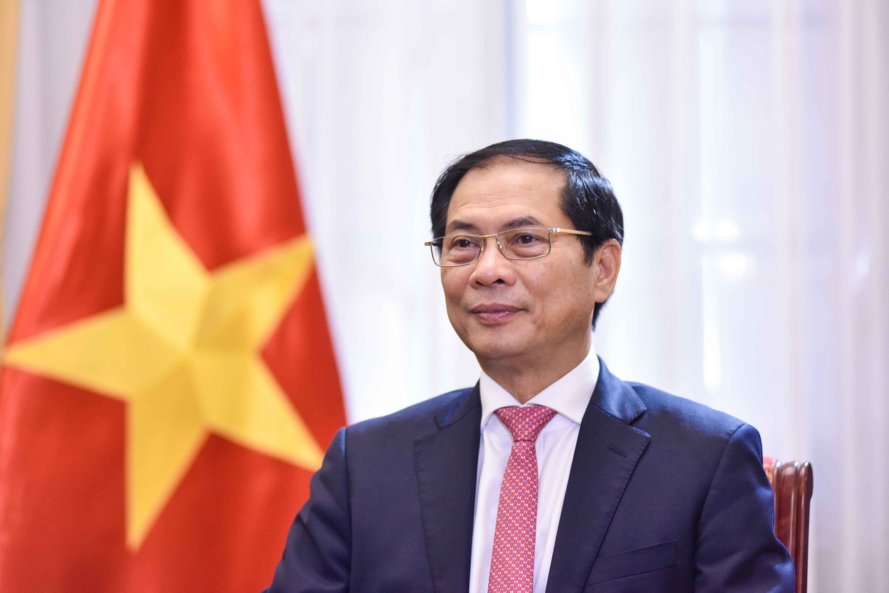 79 năm Ngoại giao Việt Nam: Phát huy truyền thống vẻ vang, góp phần thực hiện thắng lợi các mục tiêu chiến lược của đất nước 79 năm Ngoại giao Việt Nam: Phát huy truyền thống vẻ vang, góp phần thực hiện thắng lợi các mục tiêu chiến lược của đất nước