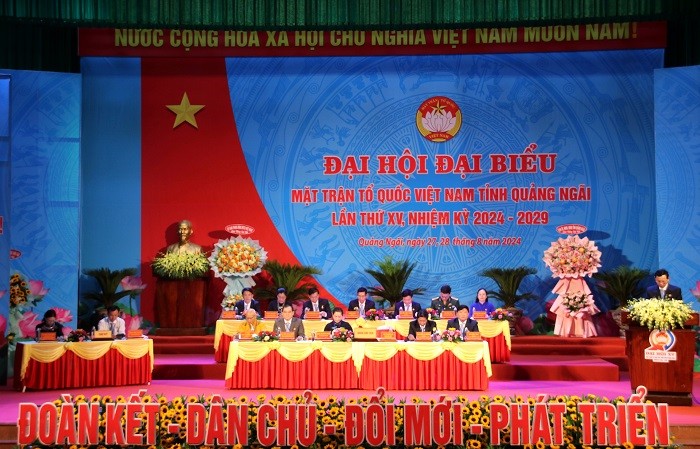 Quảng Ngãi: hỗ trợ xây dựng và sửa chữa gần 2.000 nhà Đại đoàn kết cho hộ nghèo, cận nghèo Quảng Ngãi: hỗ trợ xây dựng và sửa chữa gần 2.000 nhà Đại đoàn kết cho hộ nghèo, cận nghèo