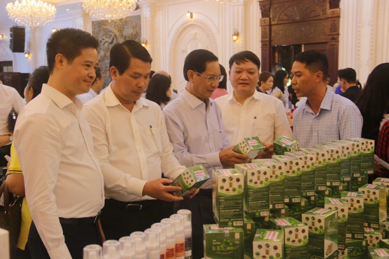 Kết nối giao thương giữa 5 thành phố trực thuộc Trung ương với các tỉnh ĐBSCL Kết nối giao thương giữa 5 thành phố trực thuộc Trung ương với các tỉnh ĐBSCL