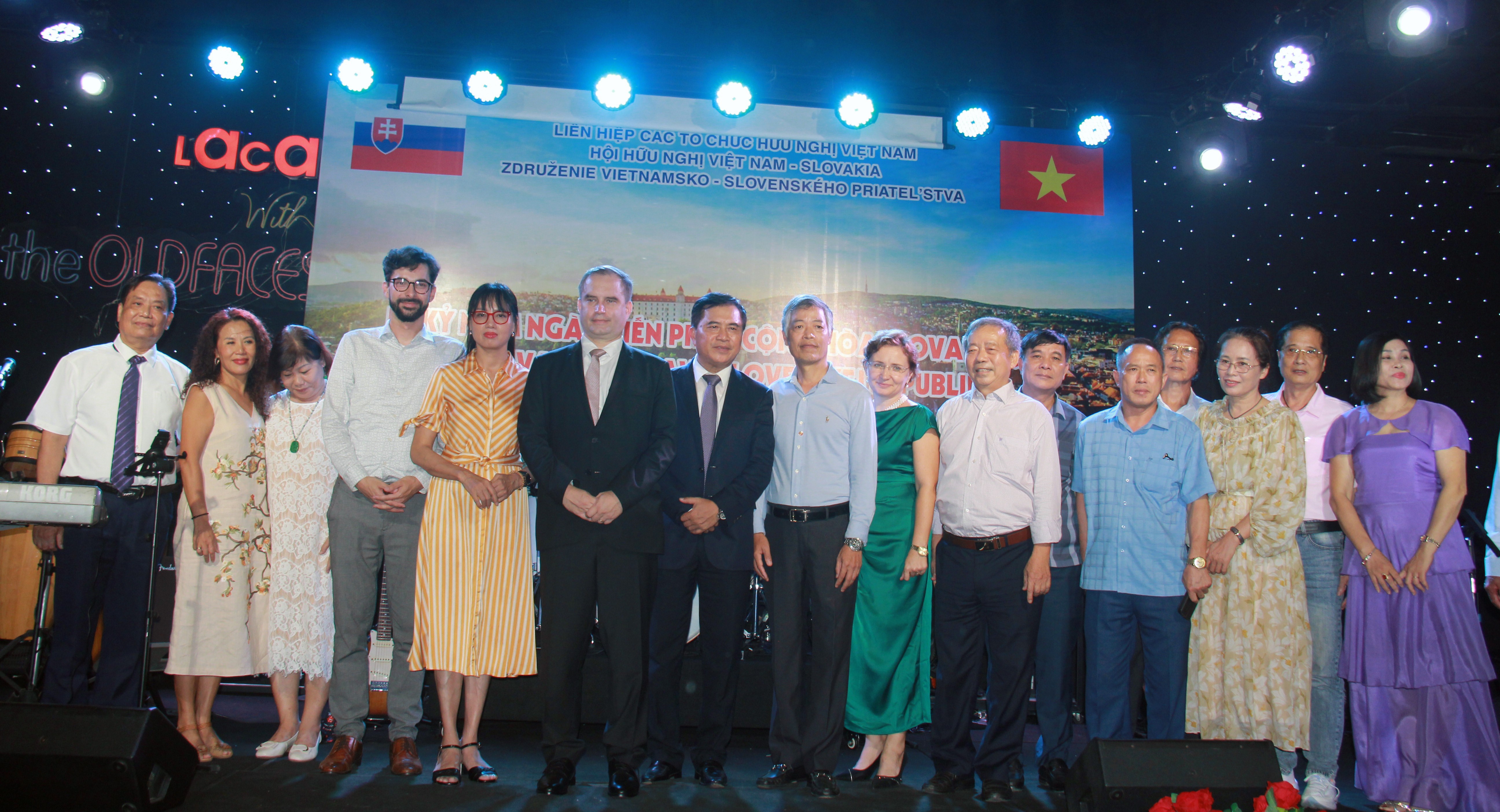 Việt Nam - Slovakia: tình hữu nghị không khoảng cách địa lý Việt Nam - Slovakia: tình hữu nghị không khoảng cách địa lý
