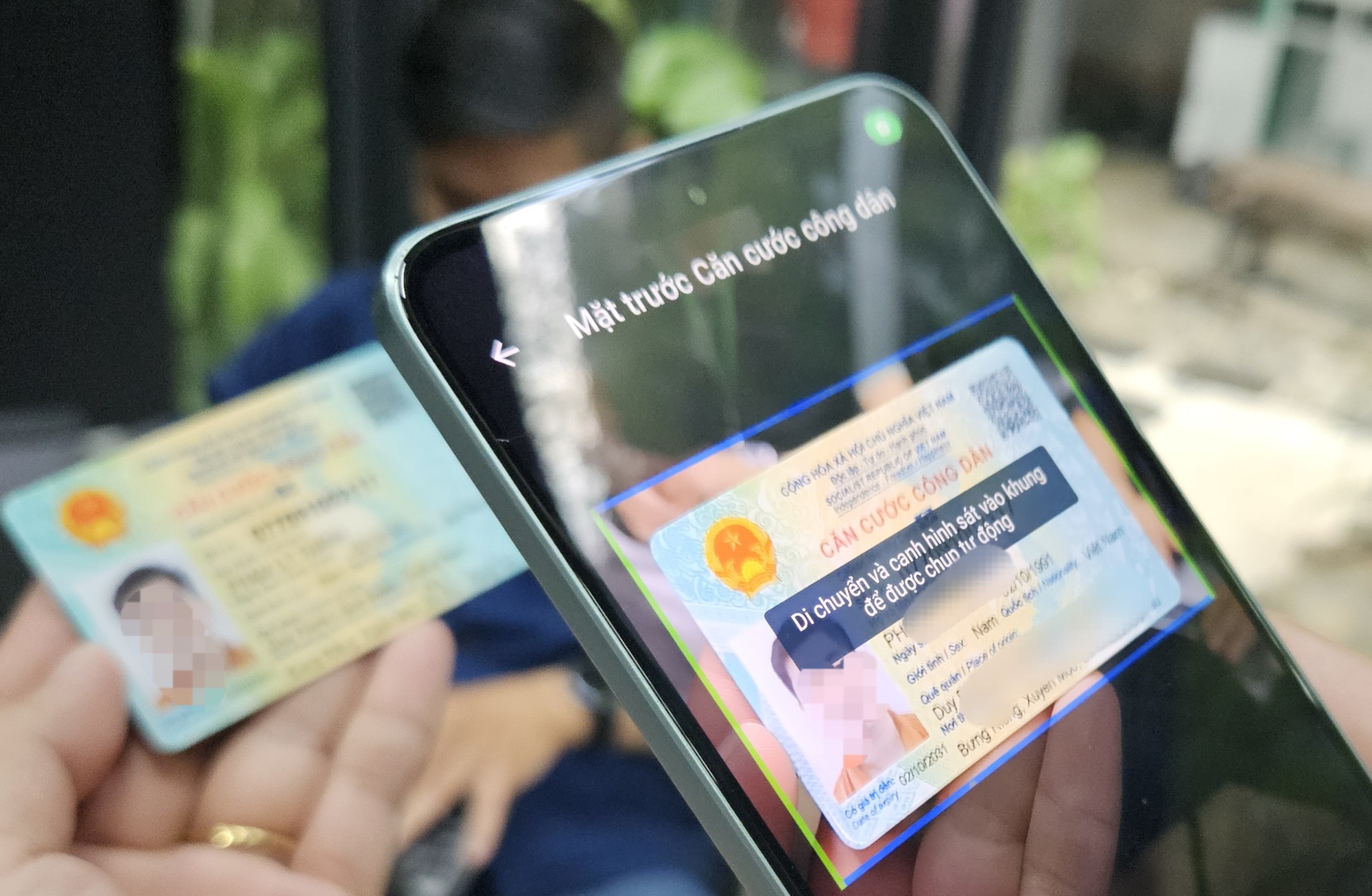 Từ đầu năm 2025, tài khoản chưa xác thực sẽ không thể giao dịch online