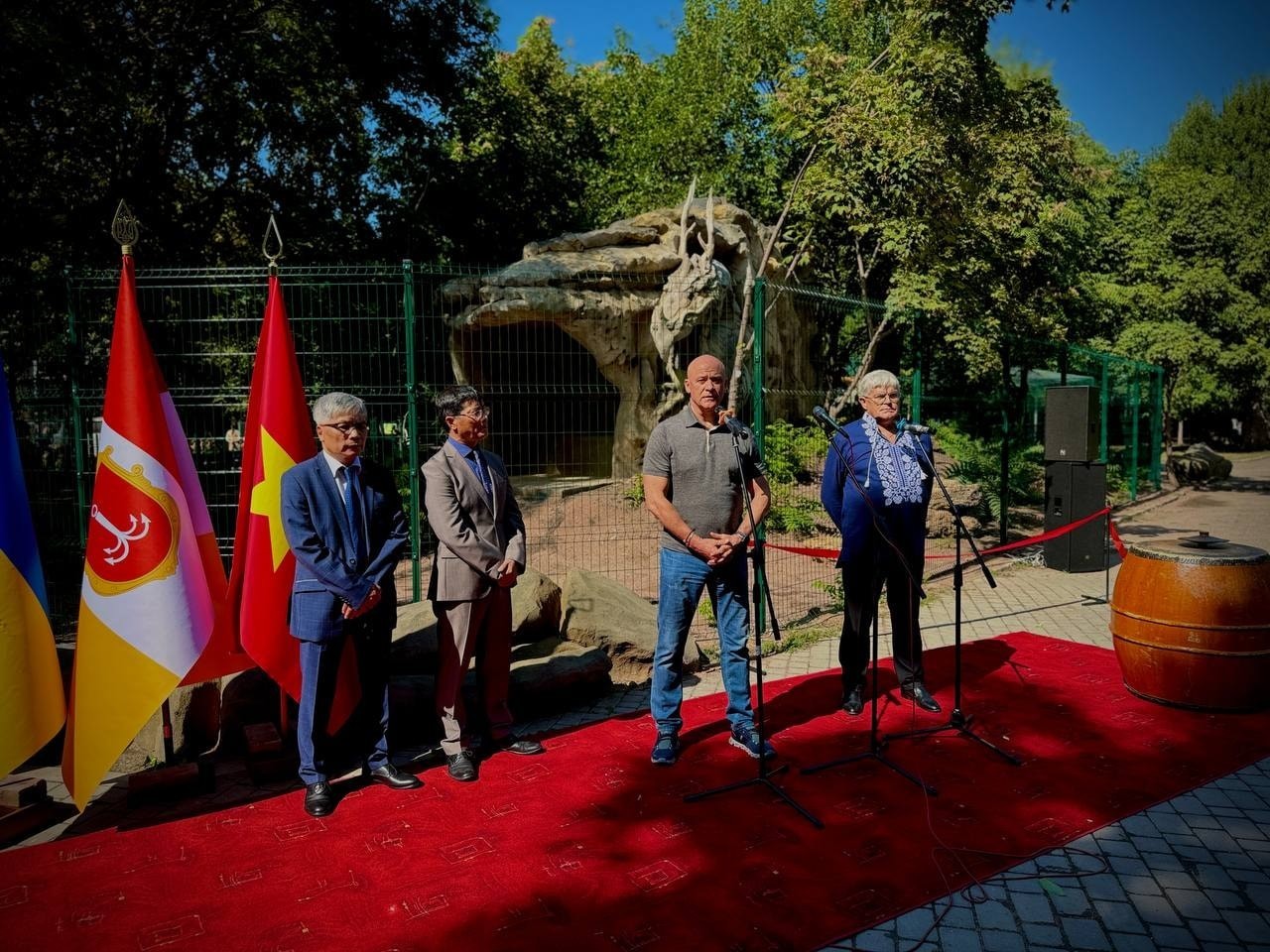 Vietnamese Space Inaugurated in Ukrainian Odessa City's Zoo Vietnamese Space Inaugurated in Ukrainian Odessa City's Zoo