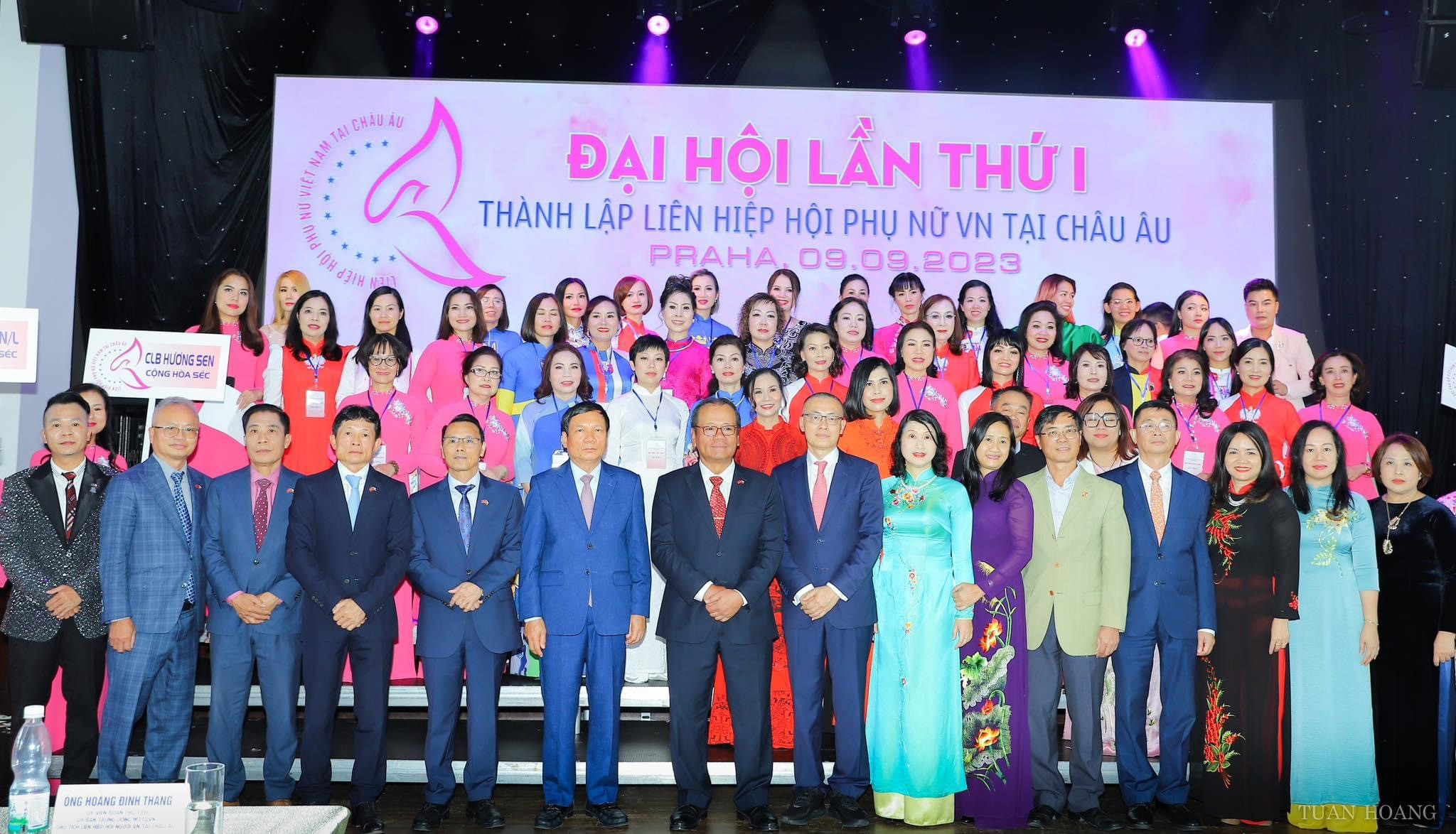 Liên hiệp Hội phụ nữ Việt Nam tại châu Âu: đồng lòng làm nên thành công Liên hiệp Hội phụ nữ Việt Nam tại châu Âu: đồng lòng làm nên thành công