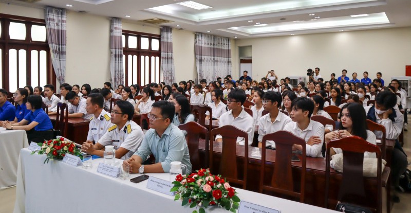 Triển lãm và tuyên truyền biển, đảo tại Đà Nẵng Triển lãm và tuyên truyền biển, đảo tại Đà Nẵng