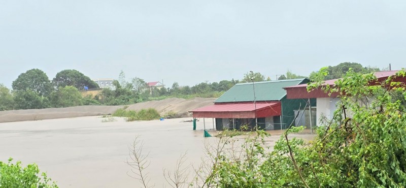 Tình hình mưa bão ở miền Bắc ngày 11/9: nhiều điểm nóng vẫn đảm bảo an toàn Tình hình mưa bão ở miền Bắc ngày 11/9: nhiều điểm nóng vẫn đảm bảo an toàn