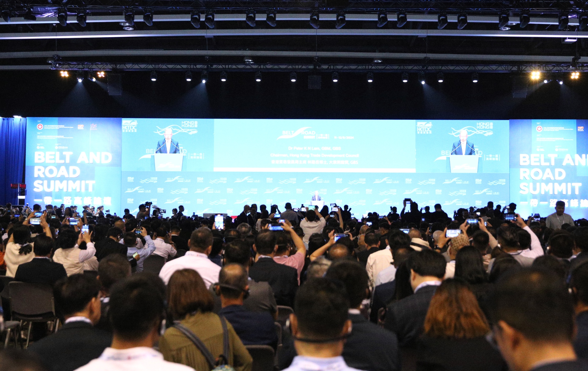 Phó Thủ tướng Thường trực đề nghị năm lĩnh vực ưu tiên cho hợp tác Việt Nam-Hong Kong (Trung Quốc)- Ảnh 4. Phó Thủ tướng Thường trực đề nghị năm lĩnh vực ưu tiên cho hợp tác Việt Nam-Hong Kong (Trung Quốc)- Ảnh 4.