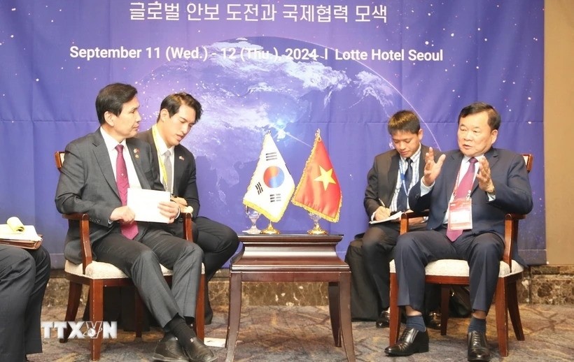 Vietnam Attends Seoul Defense Dialogue 2024 Vietnam Attends Seoul Defense Dialogue 2024