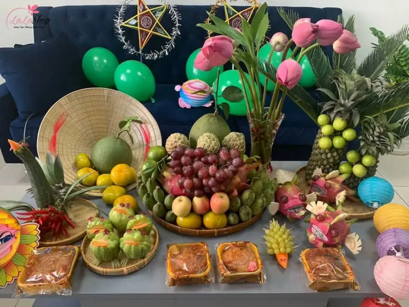 Mâm cỗ Trung thu. Mâm cỗ Trung thu.