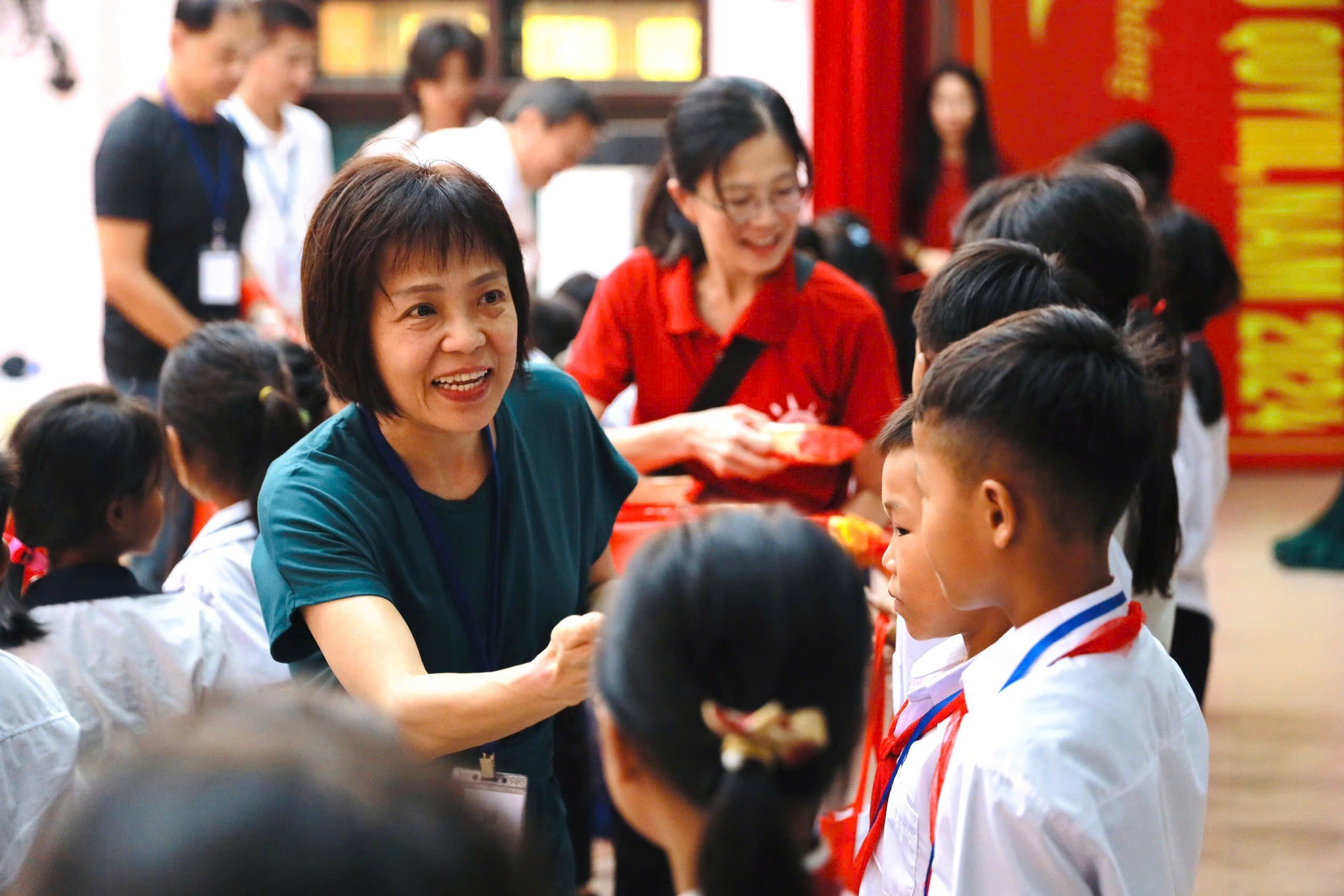 Zhi Shan kết nối yêu thương trong mùa Tết Trung thu Zhi Shan kết nối yêu thương trong mùa Tết Trung thu