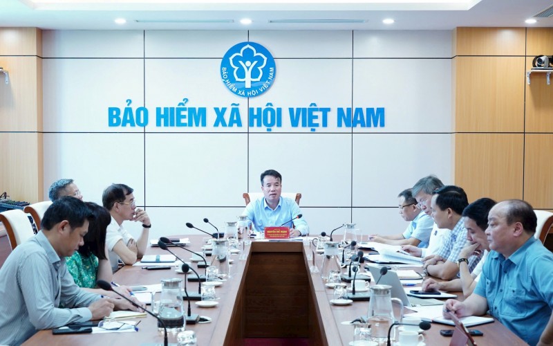 Tổng Giám đốc BHXH Việt Nam Nguyễn Thế Mạnh chủ trì chương trình làm việc (Ảnh: T.L). Tổng Giám đốc BHXH Việt Nam Nguyễn Thế Mạnh chủ trì chương trình làm việc (Ảnh: T.L).