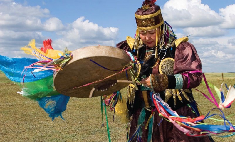 Shaman giáo Siberia: Vũ điệu của các pháp sư Shaman giáo Siberia: Vũ điệu của các pháp sư