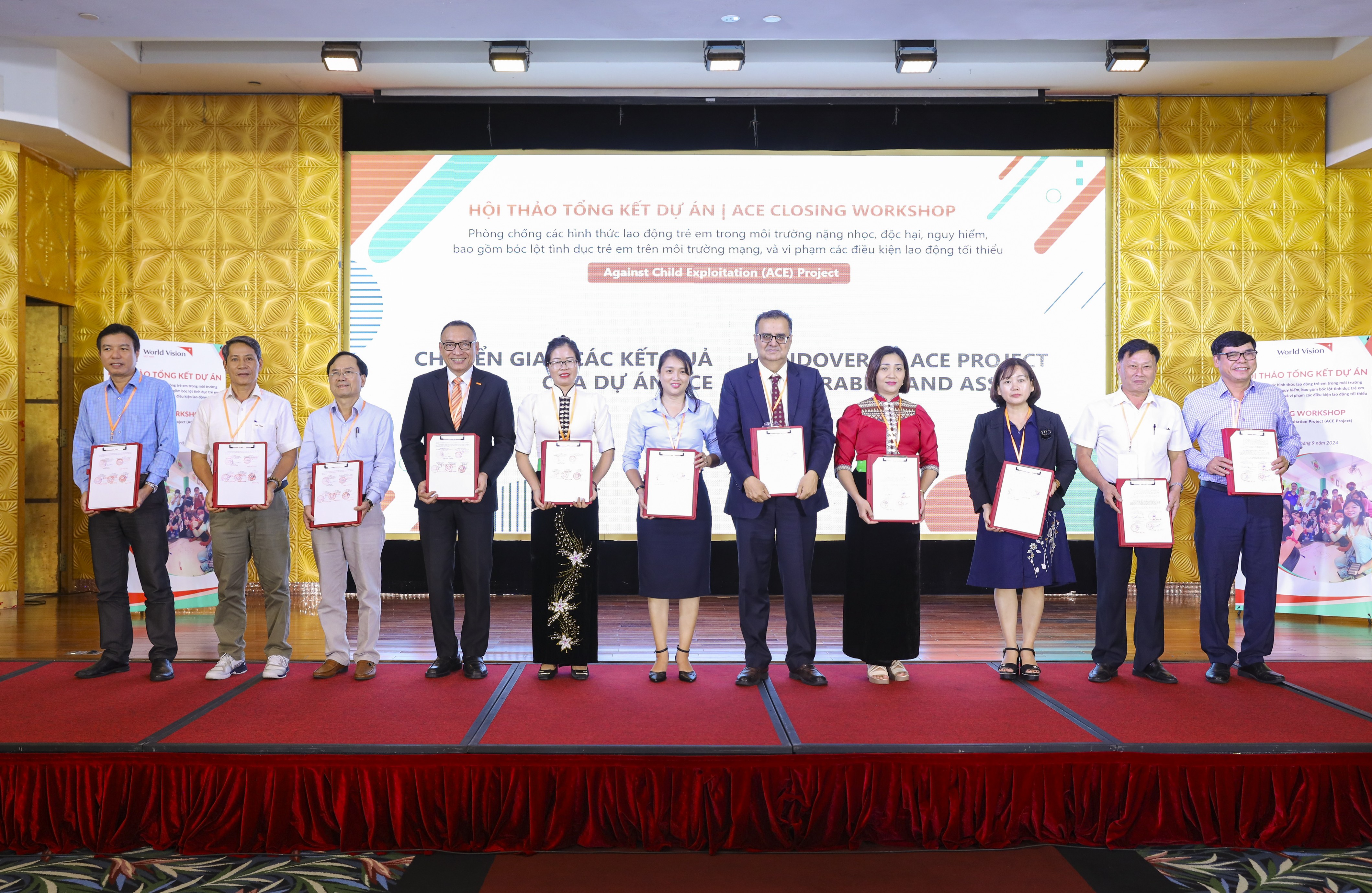 World Vision hỗ trợ hơn 4.000 trẻ em tránh nguy cơ lao động sớm World Vision hỗ trợ hơn 4.000 trẻ em tránh nguy cơ lao động sớm