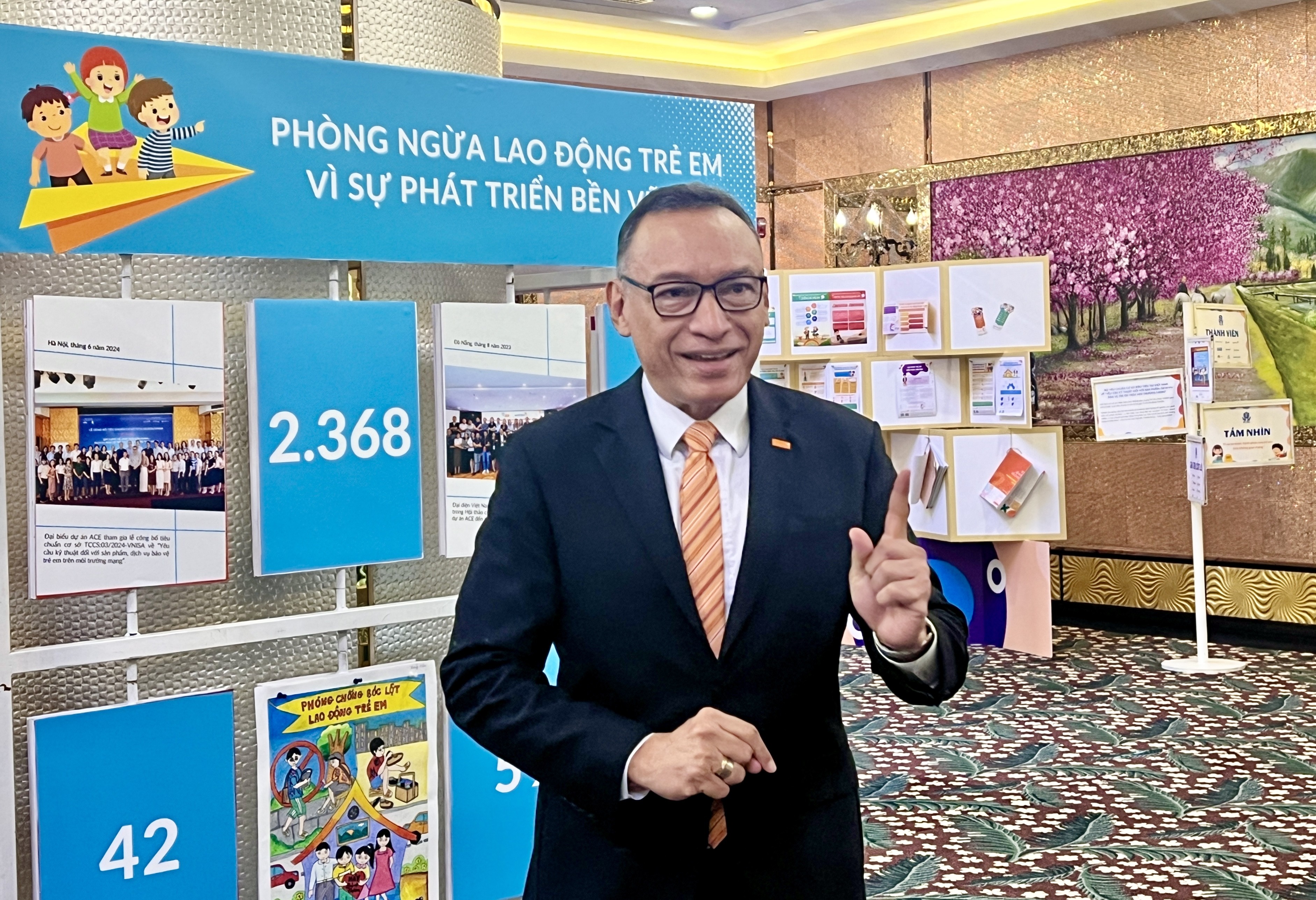 World Vision hỗ trợ hơn 4.000 trẻ em tránh nguy cơ lao động sớm World Vision hỗ trợ hơn 4.000 trẻ em tránh nguy cơ lao động sớm