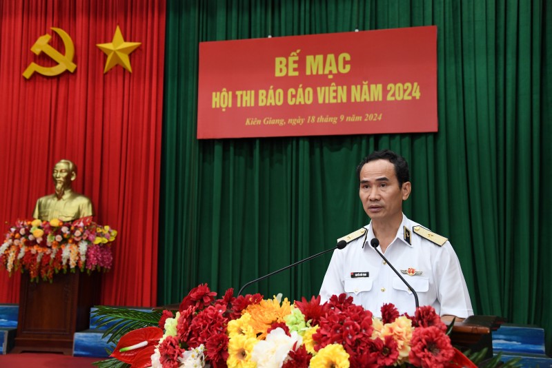 Bộ Tư lệnh Vùng 5 Hải quân: nâng cao chất lượng đội ngũ báo cáo viên tuyên truyền biển, đảo Bộ Tư lệnh Vùng 5 Hải quân: nâng cao chất lượng đội ngũ báo cáo viên tuyên truyền biển, đảo
