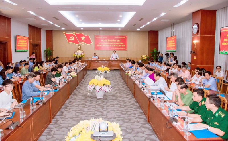 Cà Mau tổ chức nhiều hoạt động kỷ niệm 70 năm sự kiện tập kết ra Bắc Cà Mau tổ chức nhiều hoạt động kỷ niệm 70 năm sự kiện tập kết ra Bắc