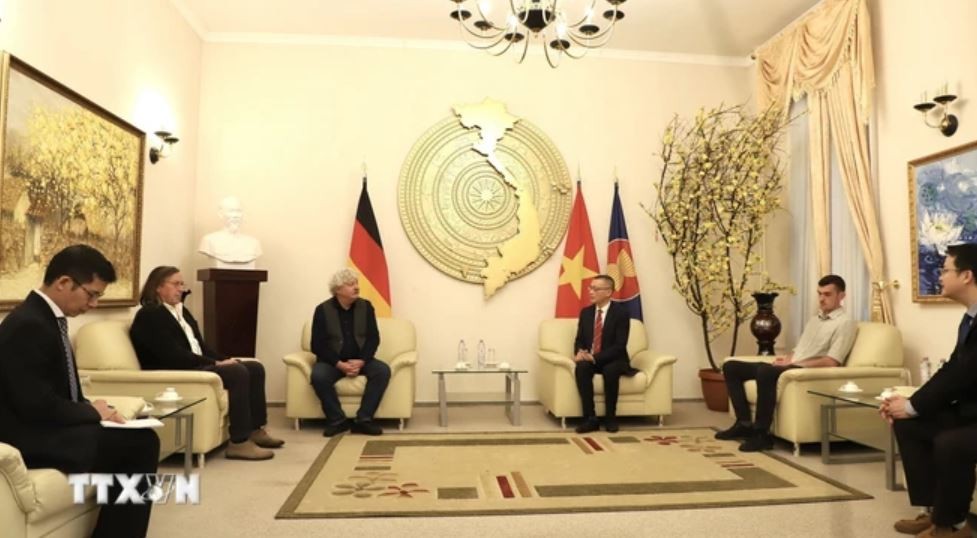 Vietnam in The Heart of A German Communist Party Member Vietnam in The Heart of A German Communist Party Member