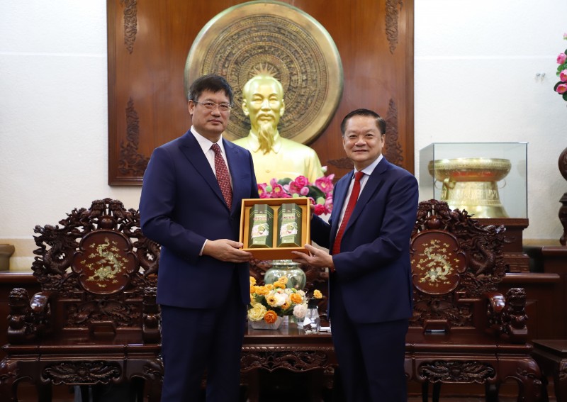 Cần Thơ họp mặt kỷ niệm 75 năm Quốc khánh nước Cộng hòa Nhân dân Trung Hoa Cần Thơ họp mặt kỷ niệm 75 năm Quốc khánh nước Cộng hòa Nhân dân Trung Hoa