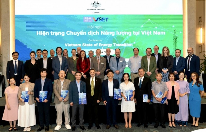EVNGENCO3 tham gia hội nghị hiện trạng chuyển dịch năng lượng tại Việt Nam EVNGENCO3 tham gia hội nghị hiện trạng chuyển dịch năng lượng tại Việt Nam