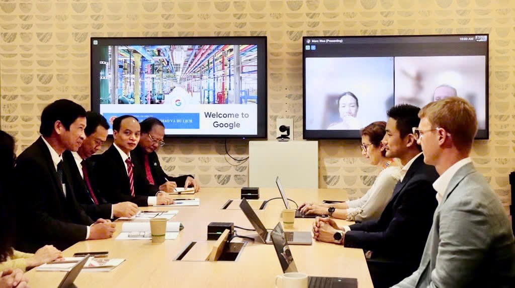 Google sẽ tiếp tục hỗ trợ quảng bá văn hoá, du lịch Việt Nam Google sẽ tiếp tục hỗ trợ quảng bá văn hoá, du lịch Việt Nam