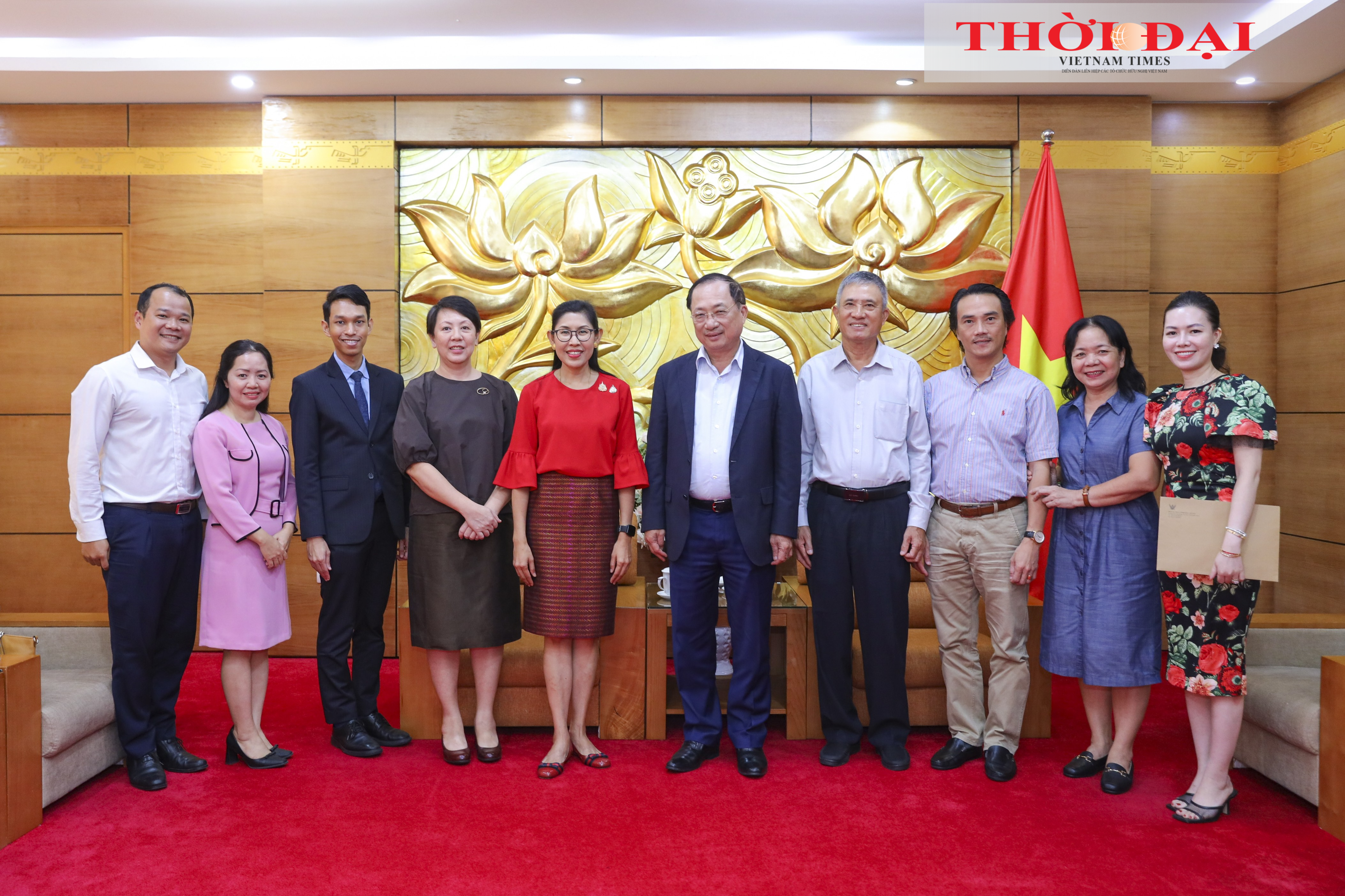 Đại sứ quán Thái Lan tại Việt Nam đóng góp 50.000 baht hỗ trợ Hội hữu nghị Việt Nam - Thái Lan Đại sứ quán Thái Lan tại Việt Nam đóng góp 50.000 baht hỗ trợ Hội hữu nghị Việt Nam - Thái Lan