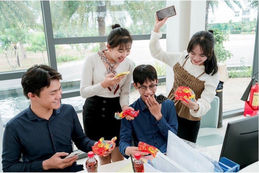 Lucky Driver Wins Big Prize From Drinking Dr Thanh Tea Lucky Driver Wins Big Prize From Drinking Dr Thanh Tea