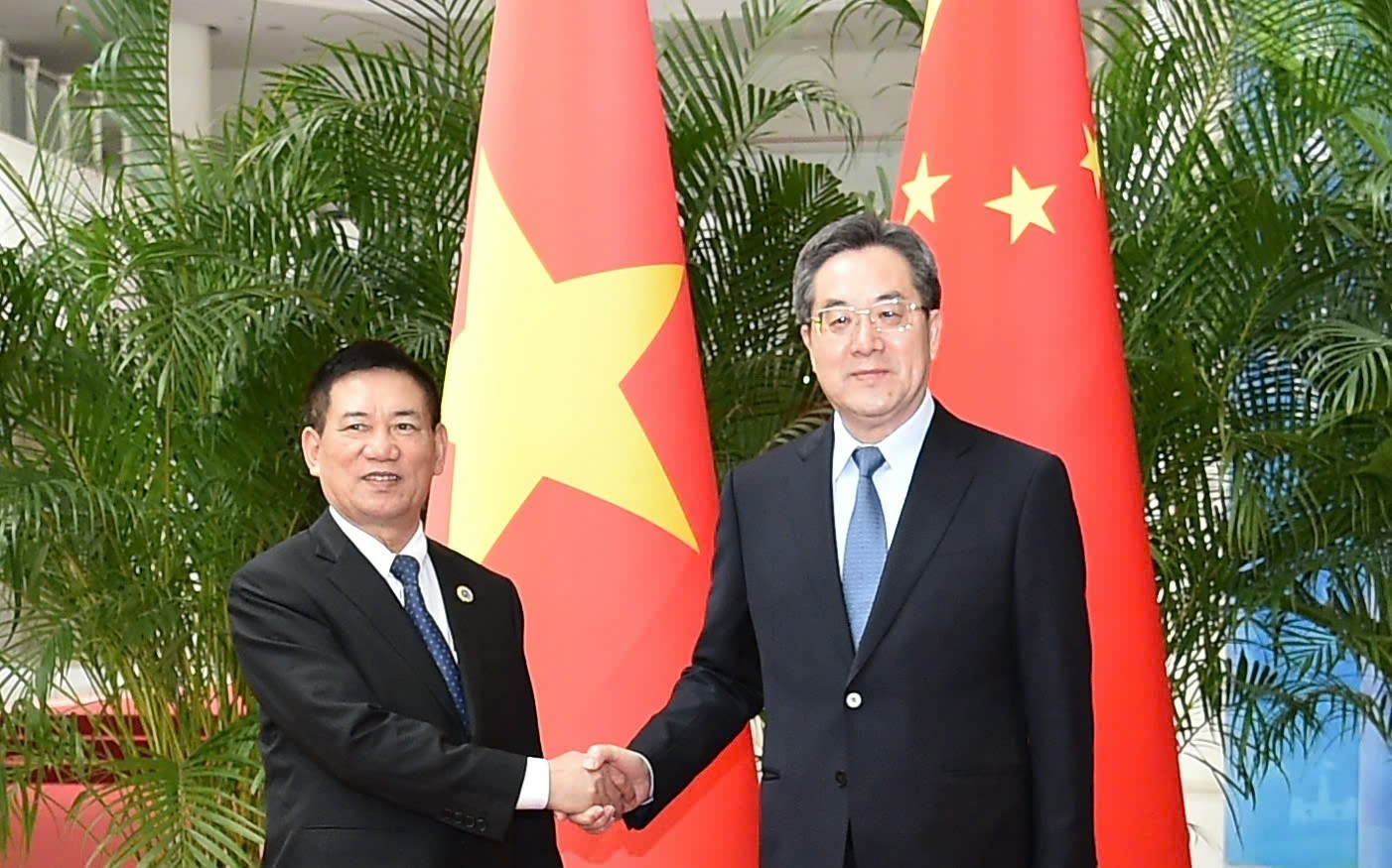 Tích cực hiện thực hóa và cụ thể hóa các thỏa thuận và nhận thức chung cấp cao hai nước Việt Nam - Trung Quốc Tích cực hiện thực hóa và cụ thể hóa các thỏa thuận và nhận thức chung cấp cao hai nước Việt Nam - Trung Quốc