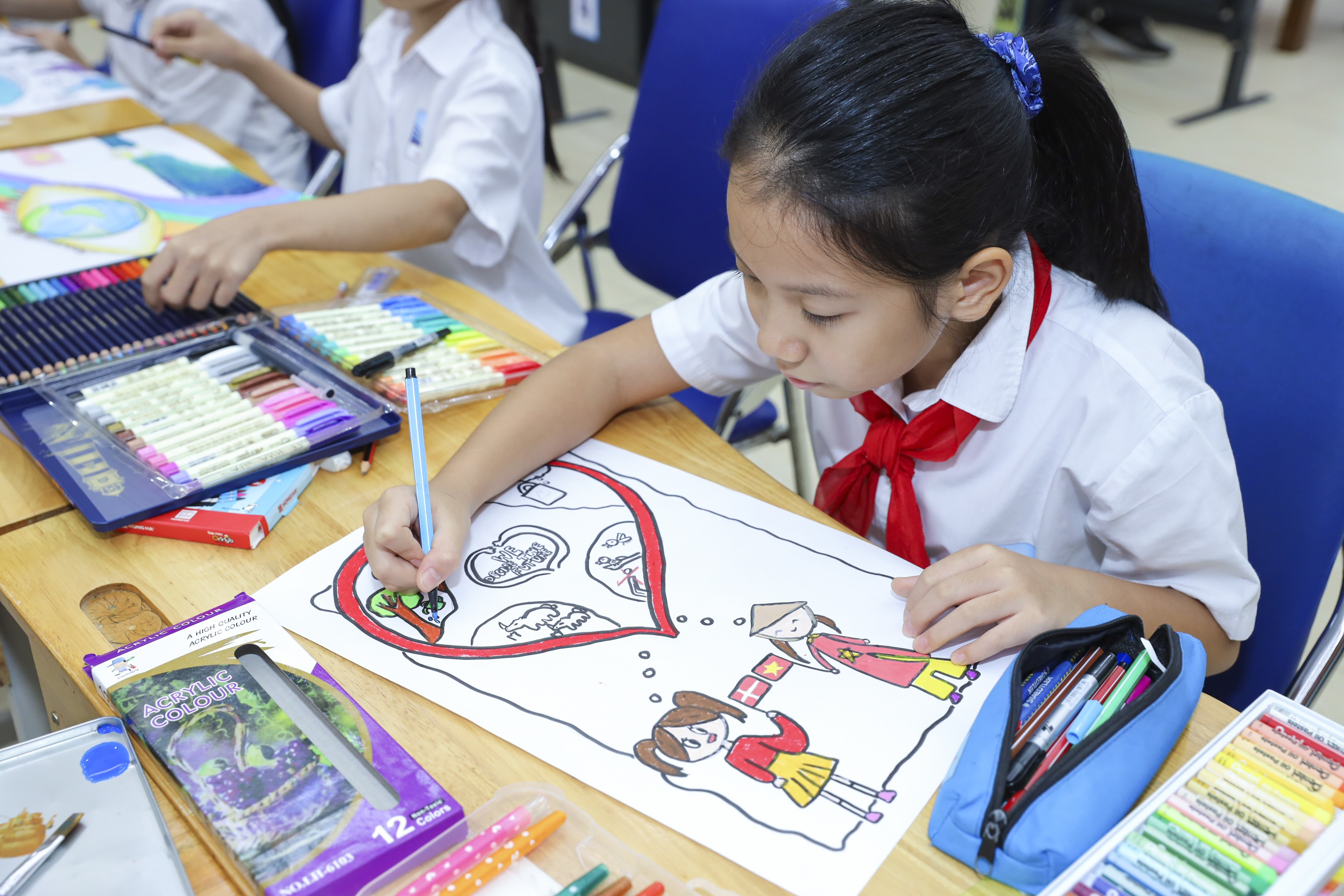 Vẽ nên những ý tưởng xanh cho tương lai Việt Nam - Đan Mạch Đan Mạch - Việt Nam: chắp cánh ý tưởng bảo vệ hành tinh xanh