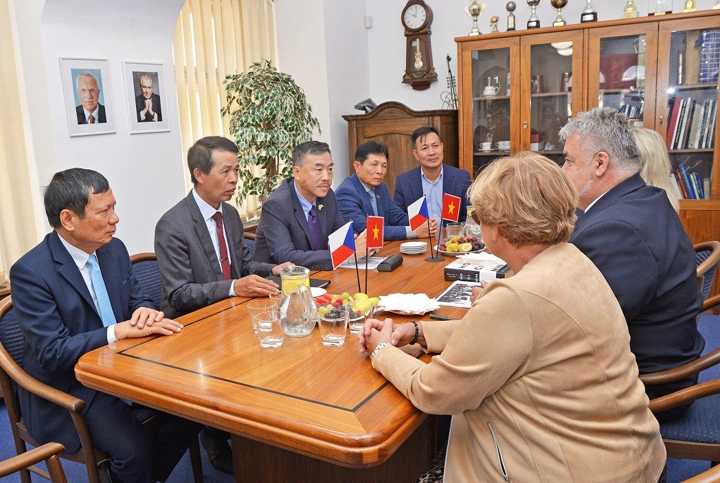 Activies Proposed to Mark President Ho Chi Minh's Visit to Chrastava of Czech Activies Proposed to Mark President Ho Chi Minh's Visit to Chrastava of Czech