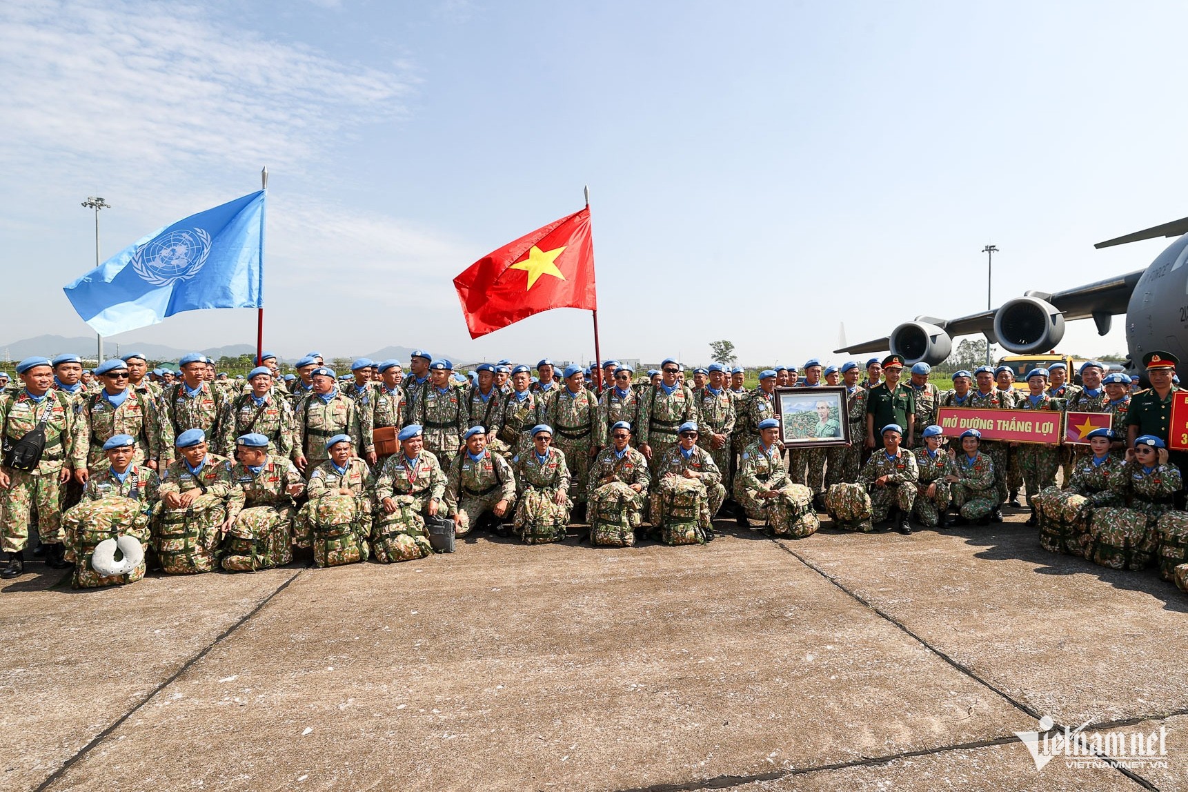 Căp vợ chồng “mũ nồi xanh” cùng thực hiện nhiệm vụ gìn giữ hòa bình Liên hợp quốc Cặp vợ chồng “mũ nồi xanh” cùng thực hiện nhiệm vụ gìn giữ hòa bình Liên hợp quốc